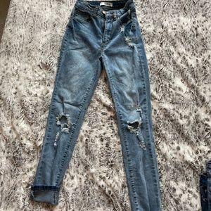 Distressed High Waist Skinny Jeans